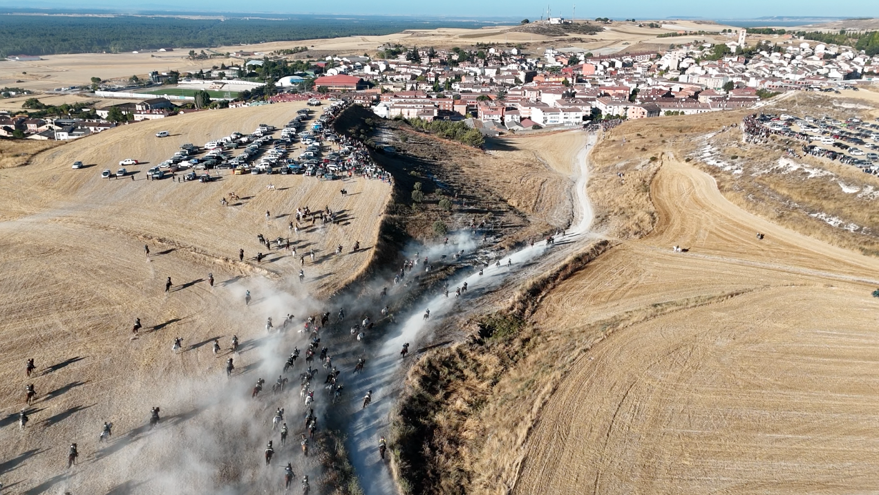 Encierro campero en Cuellar visto desde dron